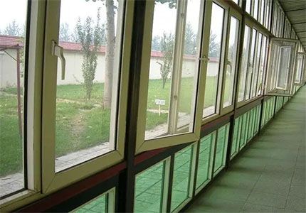 玻璃纖維拉擠設備牽引區的“隱形殺手”：不容忽視的安全隱患